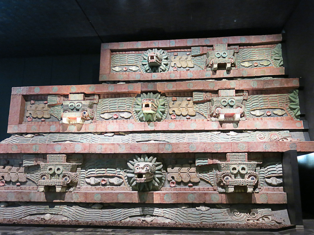 Nationalmuseum - Nachbau Qetzalcoatl Pyramide