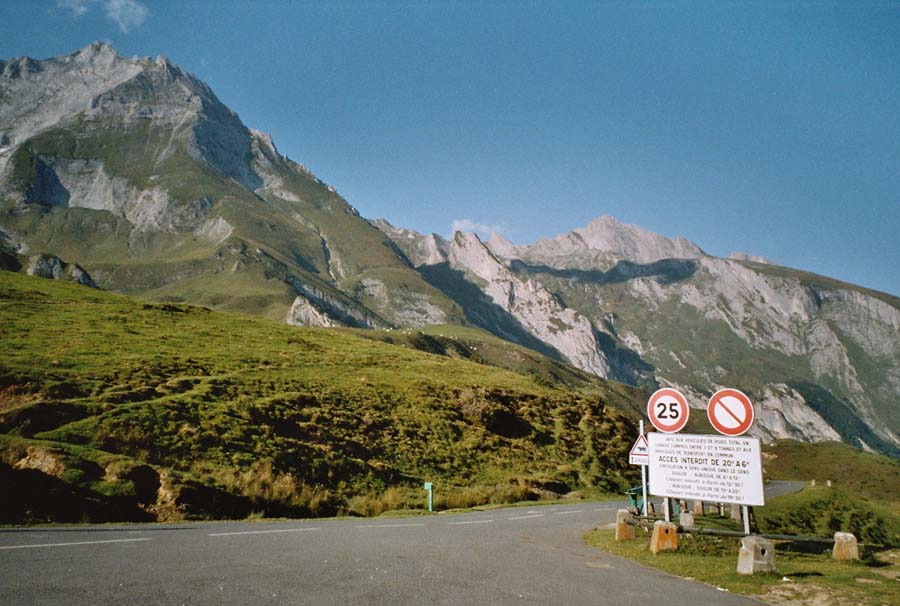 Straße zum Col d'Aubisque