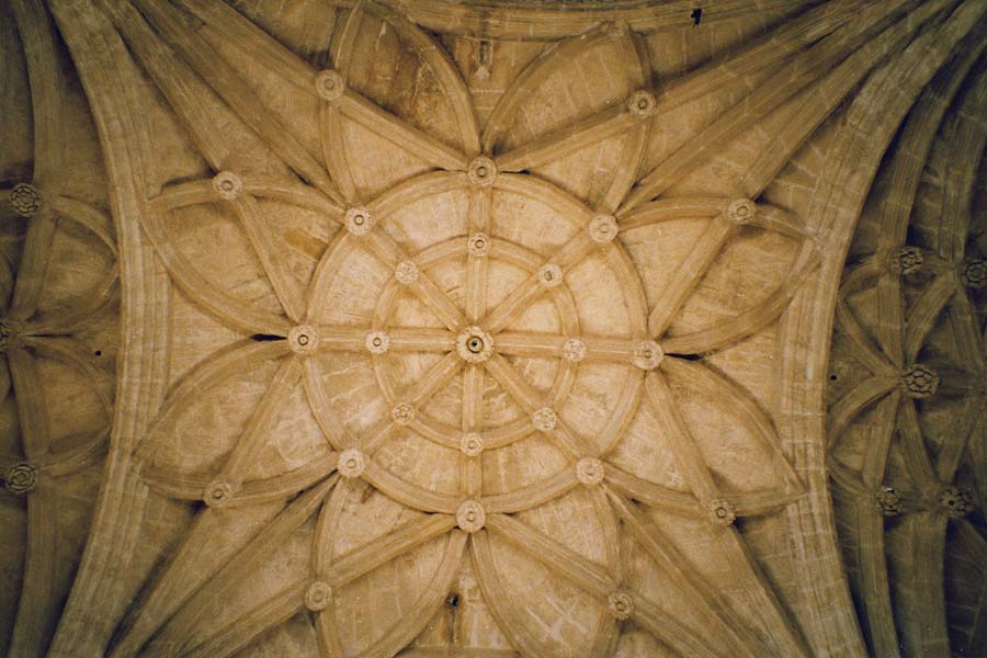 Gewölbe der Kathedrale